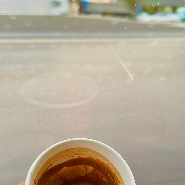 Foto tirada no(a) J Cafe Specialty Coffee por 24 em 5/9/2023