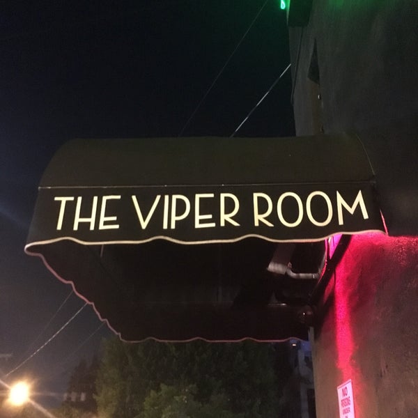 รูปภาพถ่ายที่ The Viper Room โดย Sali K. เมื่อ 5/14/2017