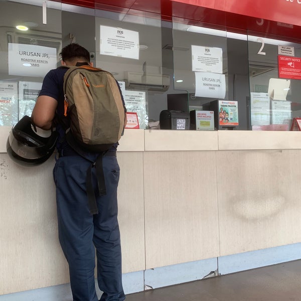 Pejabat Pos Malaysia Pos Gombak Shipping Store In Kuala Lumpur