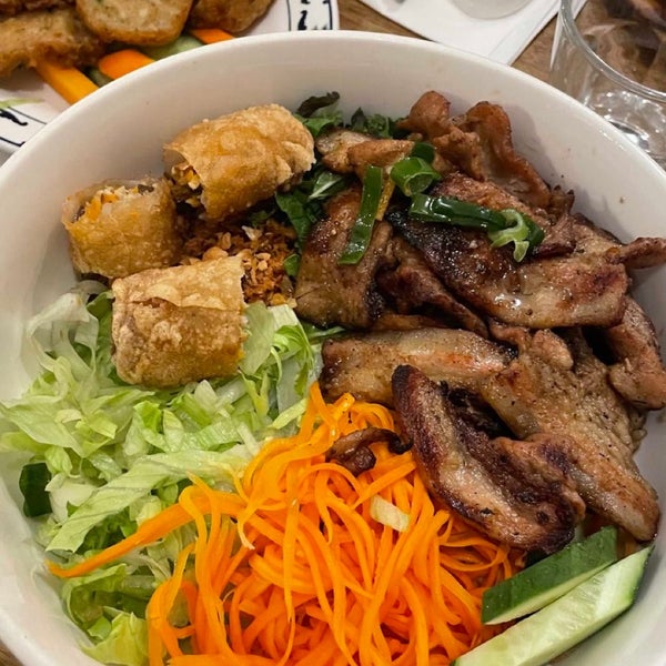 Photo taken at BunBunBun Vietnamese Food by Cici Y. on 8/29/2022
