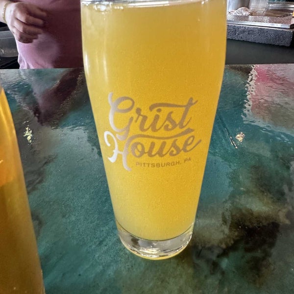 Photo taken at Grist House Craft Brewery by Matthew B. on 3/25/2023