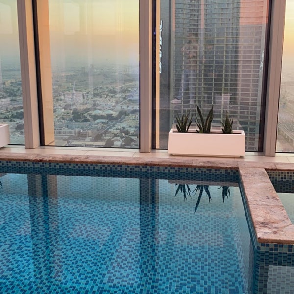 Das Foto wurde bei Hilton Dubai Al Habtoor City von Nono . am 2/10/2024 aufgenommen