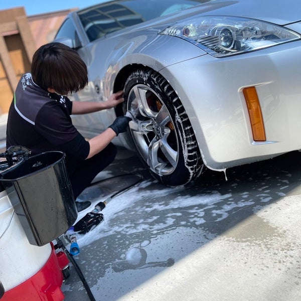 Foto scattata a Plus Hand wash car wash coating specialty store da Plus 手洗い洗車コーティング専門店 il 6/30/2022