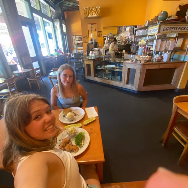 Gilbert's Main Street Bagel Deli Deli