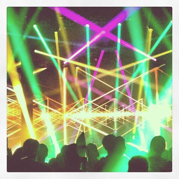 Stage AE Northshore 84 tips from 7854 visitors