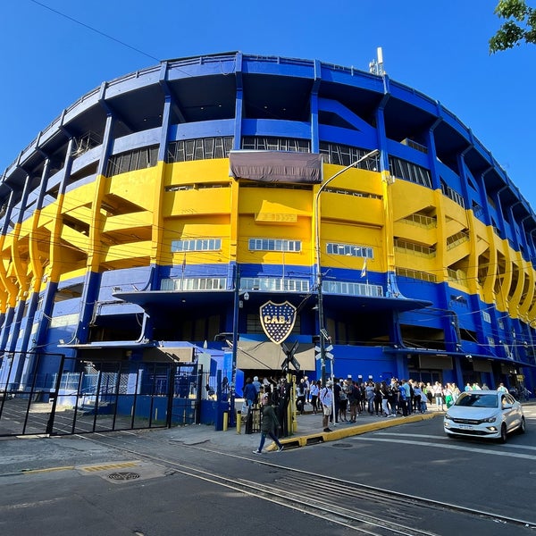 Photo taken at Estadio Alberto J. Armando &quot;La Bombonera&quot; (Club Atlético Boca Juniors) by Luis G. on 11/3/2022