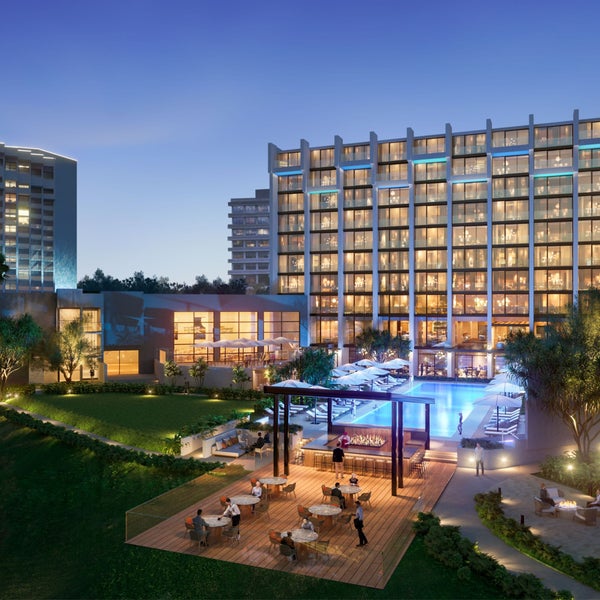 รูปภาพถ่ายที่ VEA Newport Beach, a Marriott Resort &amp; Spa โดย VEA Newport Beach, a Marriott Resort &amp; Spa เมื่อ 8/16/2022
