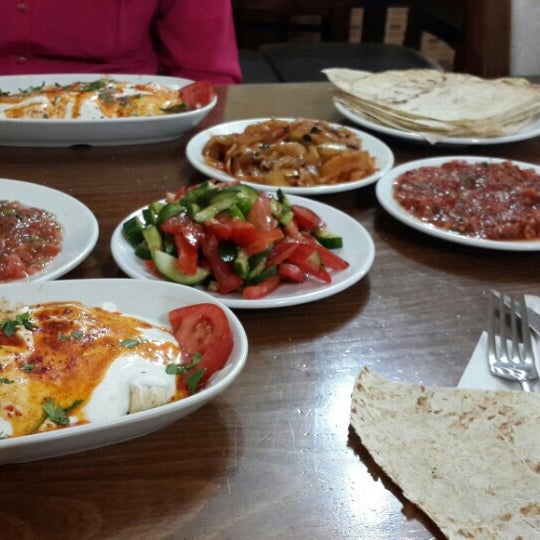 Ata Kebap ve Etli Ekmek Salonu 26929 ziyaretçidan 249 tavsiye