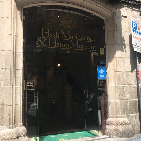 Foto diambil di Hash Marihuana &amp; Hemp Museum Barcelona oleh Silvia G. pada 5/28/2018