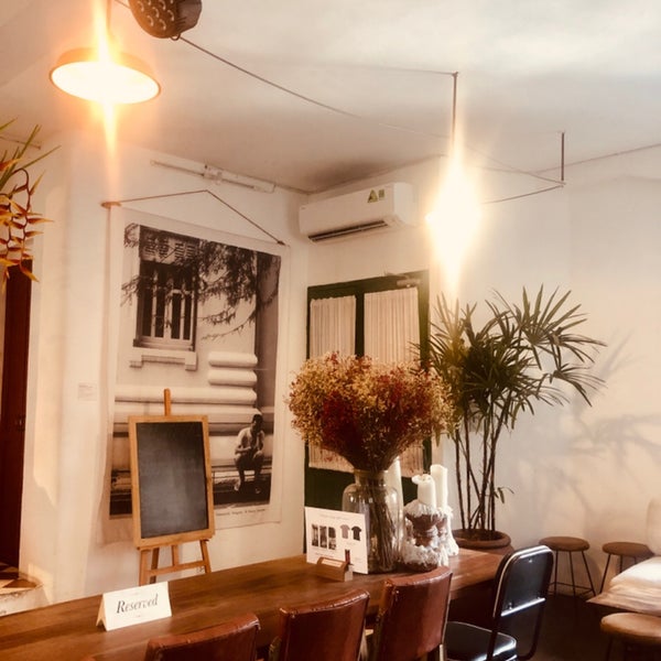 Foto scattata a The Old Compass Cafe da Anne-Lena C. il 1/22/2019