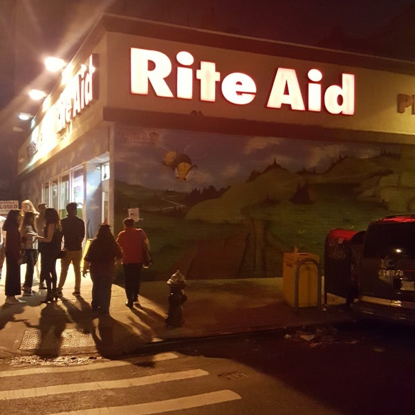 Rite Aid East Village 9 tips de 1271 visitantes