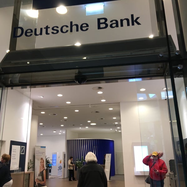 Deutsche Bank Bank In Altstadt