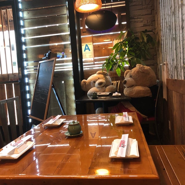 5/13/2018 tarihinde Jeremy J.ziyaretçi tarafından KumaDori Sushi'de çekilen fotoğraf