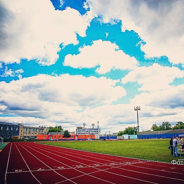Стадион юность калуга. Стадион юность калуга. Юность болдина. Юность калуга художественная гимнастика. Юность болдина 18.