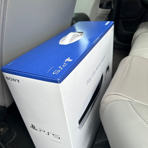 Best Buy Mission Valley East 55 tips from 6135 visitors