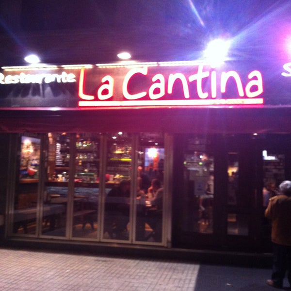 Снимок сделан в La Cantina пользователем Luis M. 4/27/2013