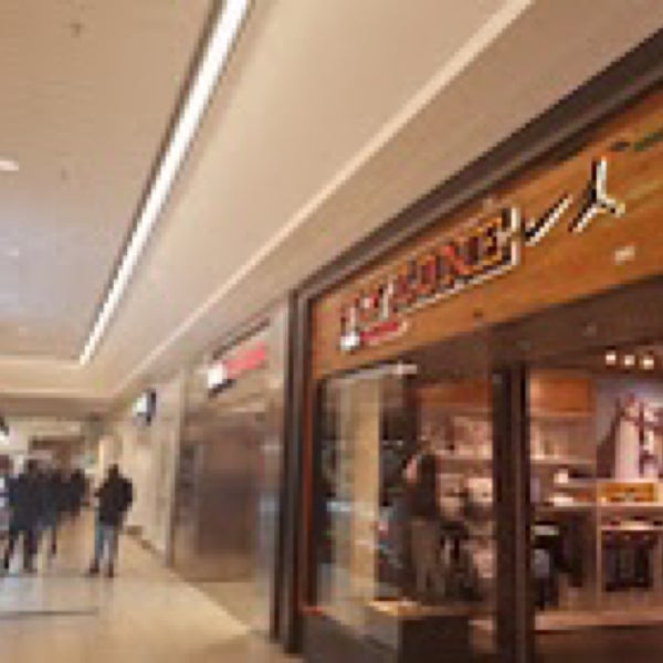 Shoe stores in pg plaza shop mall