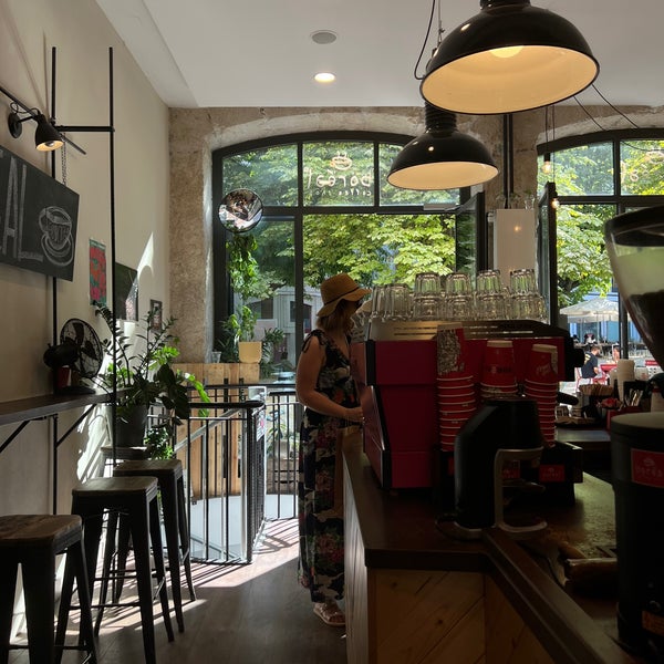 Photo taken at Boréal Coffee Shop by Reema M. on 8/12/2022