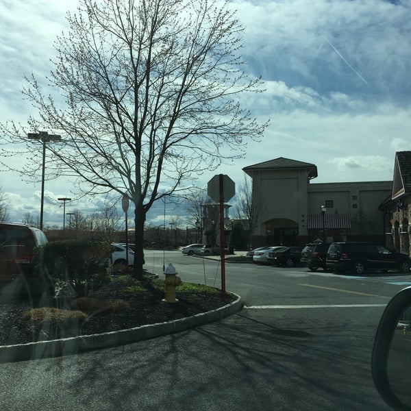 Moorestown Commons Shopping Mall