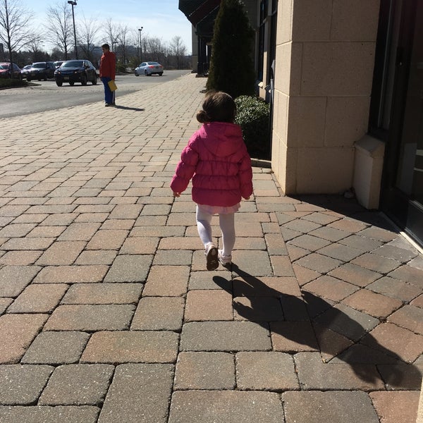 Moorestown Commons Shopping Mall