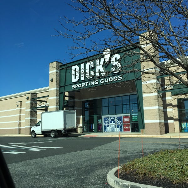 DICK'S Sporting Goods Sporting Goods Retail in Burlington Twp