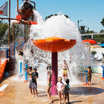 Photo taken at Howard Johnson Anaheim Hotel and Water Playground by Howard Johnson Anaheim Hotel and Water Playground on 9/4/2015