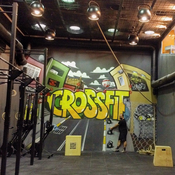 Снимок сделан в CrossFit 216 пользователем burak d. 11/17/2015