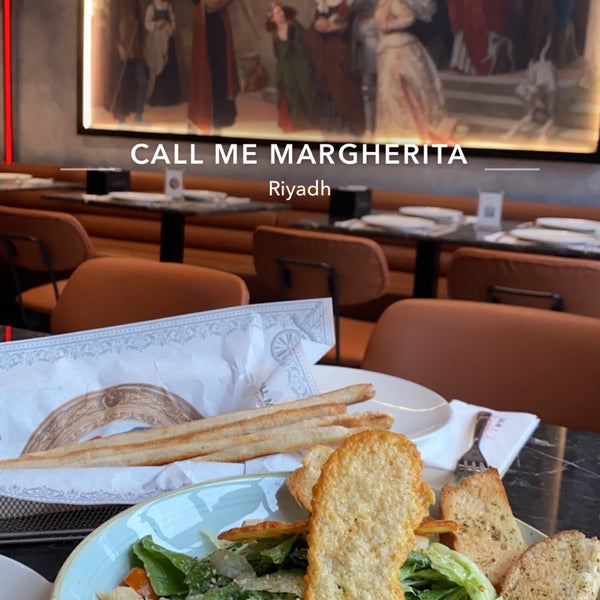 รูปภาพถ่ายที่ Call Me Margherita โดย N U N A🌧 ♾. เมื่อ 1/11/2023