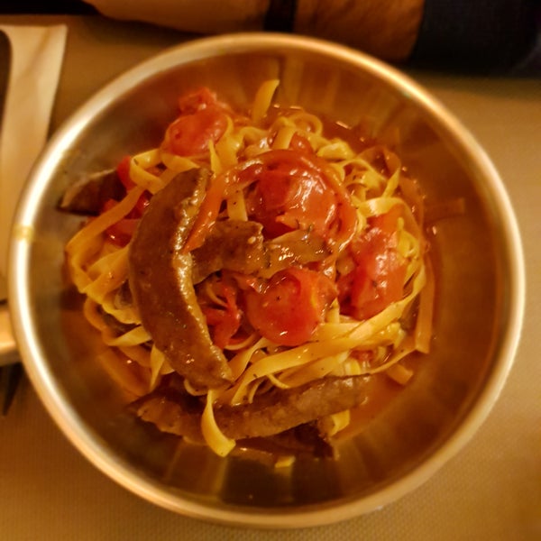 Паста бар кызыл