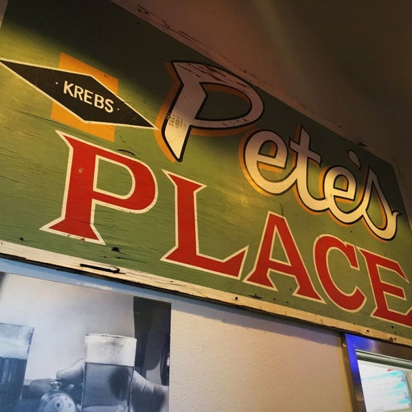 รูปภาพถ่ายที่ Pete&#39;s Place โดย Kyle C. เมื่อ 1/13/2018