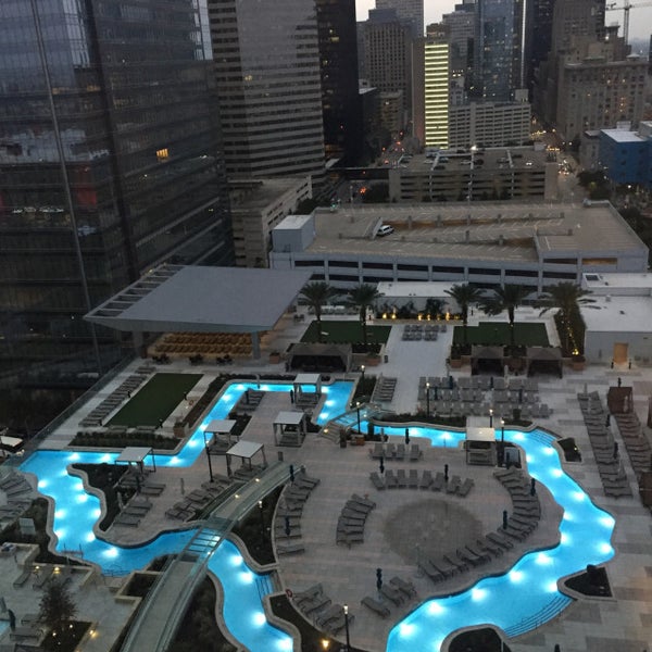 High Dive Beach Bar in Downtown Houston