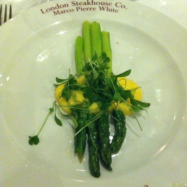 3/15/2013에 Enzo M.님이 London Steakhouse Co.에서 찍은 사진