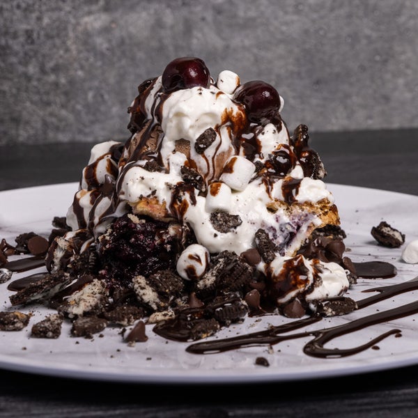 Crust & Roux Gourmet Pie Co. Pizzeria in Las Vegas