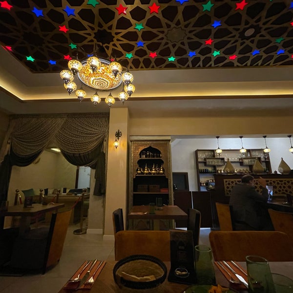 Photo prise au Shahrazad Restaurant par Kal K. le10/11/2022