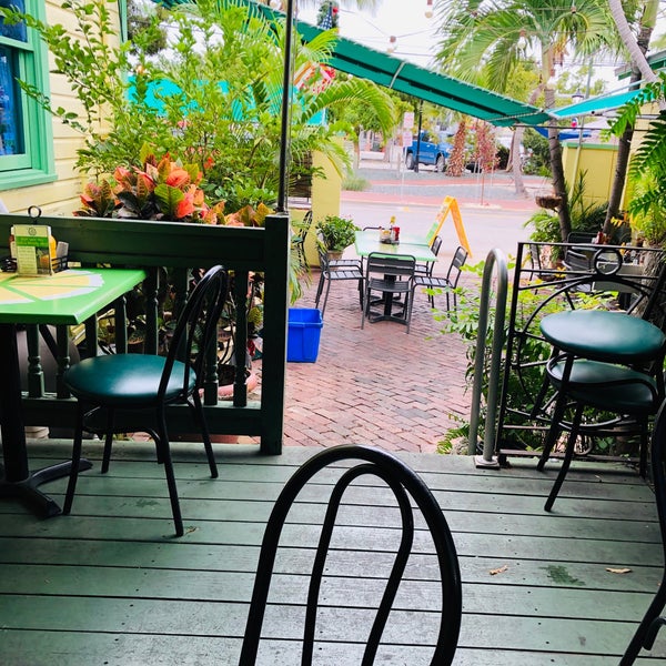 Снимок сделан в Kermit&#39;s Key West Key Lime Shoppe пользователем Robin D. 12/10/2018