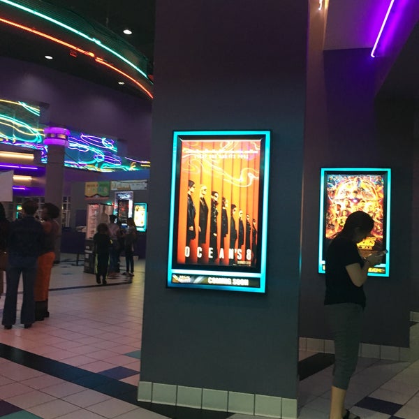 Fotos en Regal Royal Palm Beach & RPX Royal Palm Beach, FL