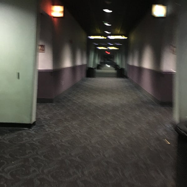 Fotos en Regal Royal Palm Beach & RPX Royal Palm Beach, FL