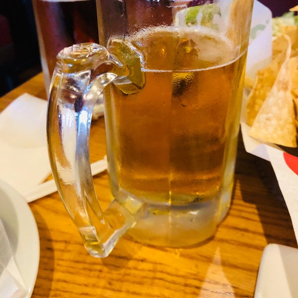 Photo taken at Chili&#39;s Grill &amp; Bar by Robin D. on 12/19/2018