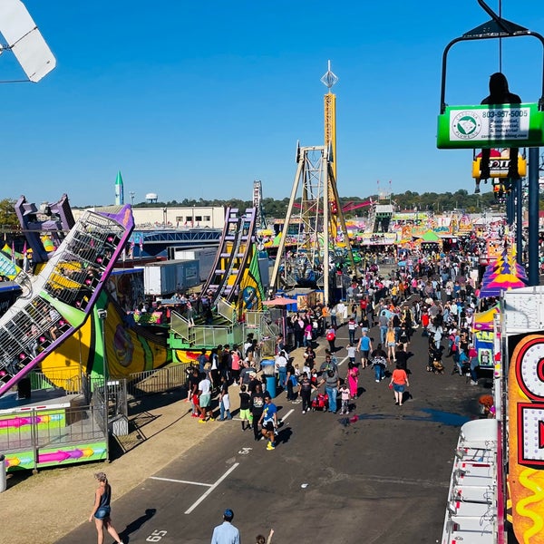 รูปภาพถ่ายที่ South Carolina State Fair โดย Robin D. เมื่อ 10/23/2022