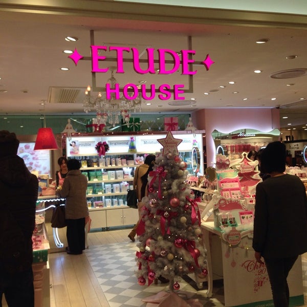 Photos At Etude House Now Closed Cosmetics Shop In 横浜市
