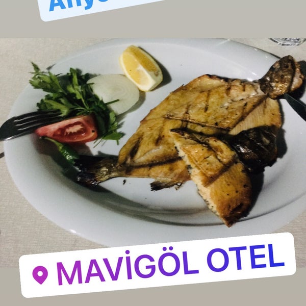 Foto scattata a Mavi Göl Restaurant da 👑🧿👑🧿 il 9/1/2020