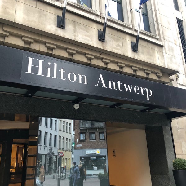 Foto tirada no(a) Hilton Antwerp Old Town por Alexandre V. em 1/17/2020