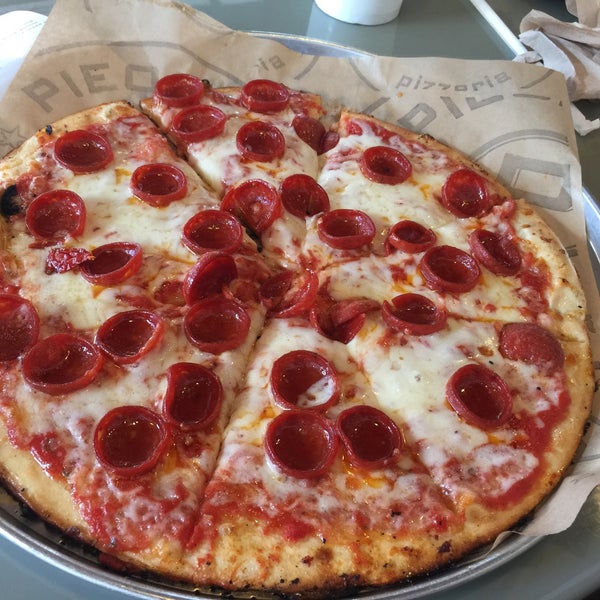 Photo taken at Pieology Pizzeria by Rick on 6/29/2015