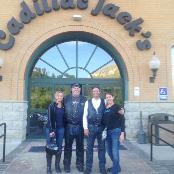 Foto scattata a Cadillac Jacks Gaming Resort da David J. il 8/3/2013