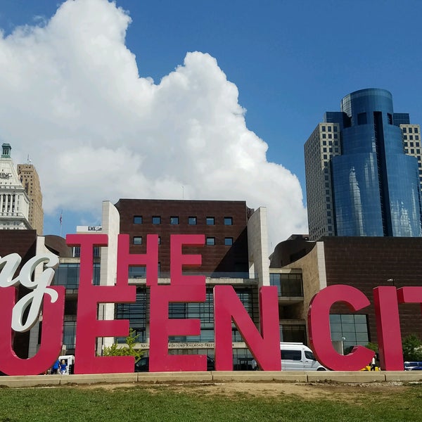 Sing the Queen City Sign, E Ted Berry Way, Cincinnati, OH, sing the queen c...