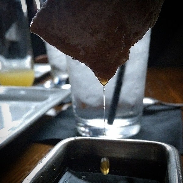 1/22/2015にLeon T.がDistrict Kitchen + Cocktailsで撮った写真
