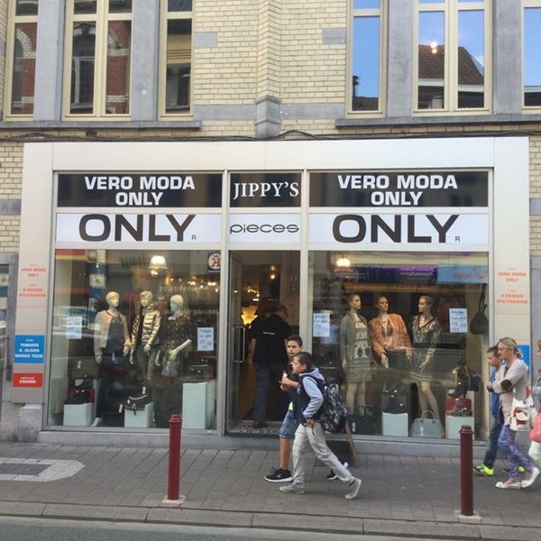 Only store. Магазин only. онли магазин. only магазин одежды. only магазин одежды официальный.