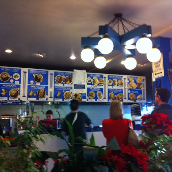 12/27/2012에 Jim E.님이 Greek Island Cafe에서 찍은 사진