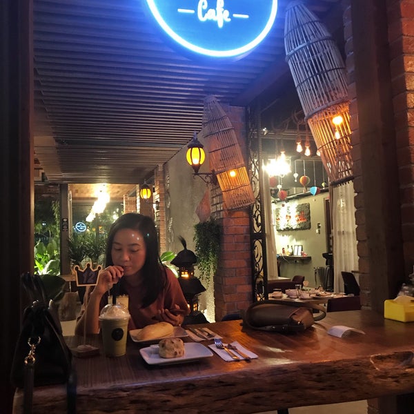 Anson Bali Cafe 4 Tips