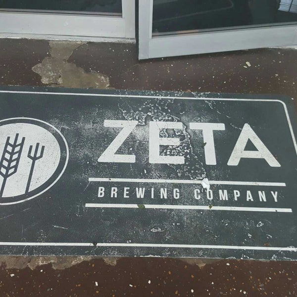 Photo taken at Zeta Brewing Co. by Hunter R. on 8/19/2017
